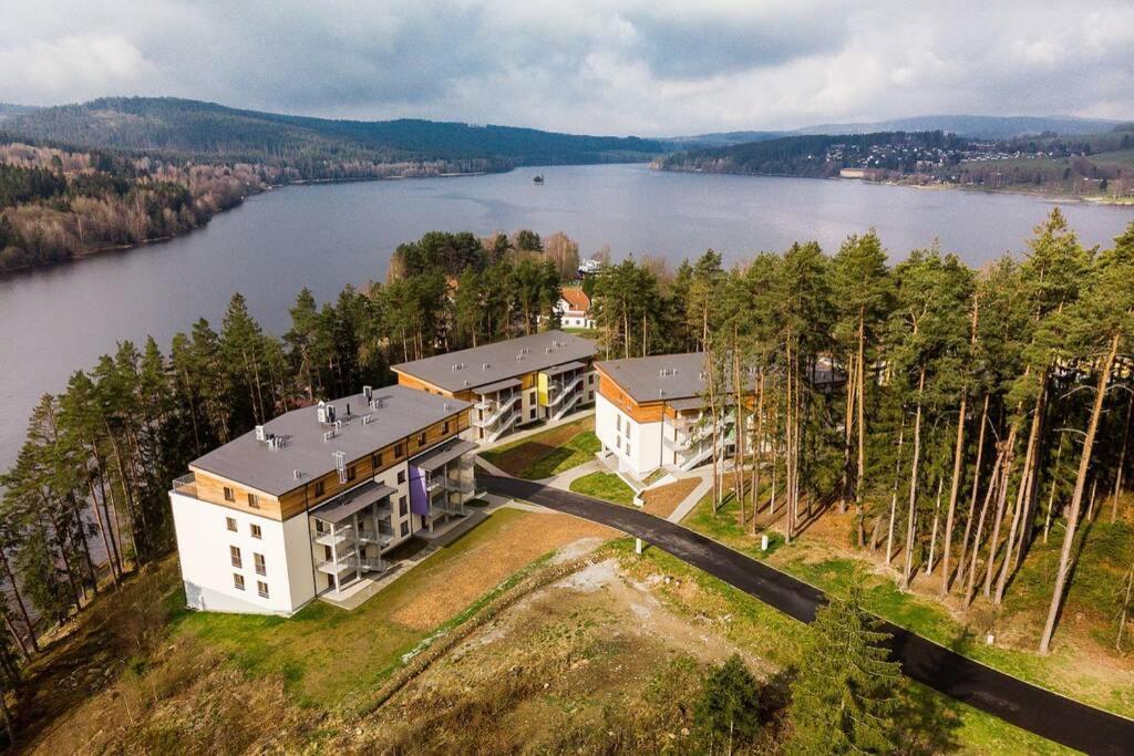 Lipnoport Lakeside Apartment Lipno nad Vltavou Dış mekan fotoğraf